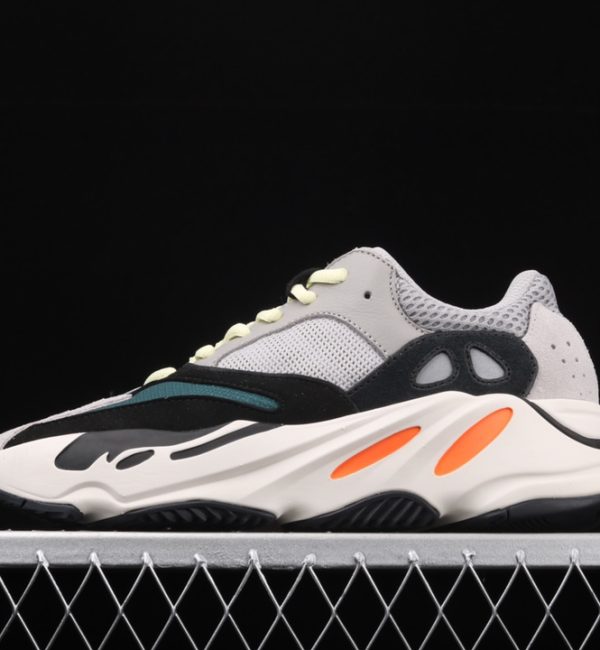 Yeezy 700 - V1